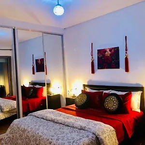Red Appartement